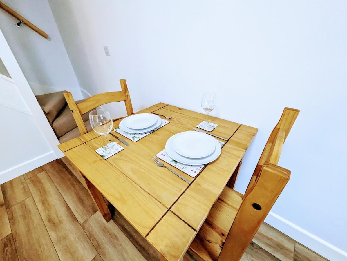 Blossom Holiday Lets - 94 Roseberry Cottages 기스버러 외부 사진